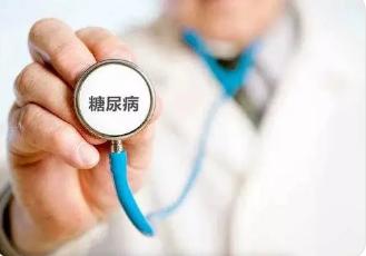 【糖尿病】和降血糖一样重要的事，很多人却一直忽略