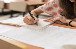 报名药学职称考试要满足哪些条件？